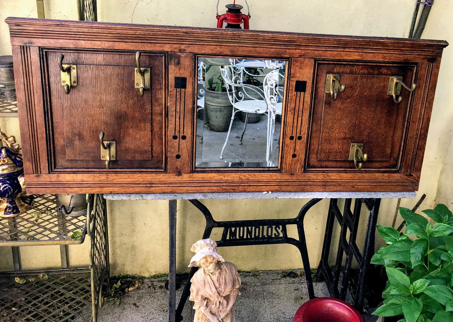 Decoratieve kapstok Art Deco stijl met facet geslepen spiegeltje