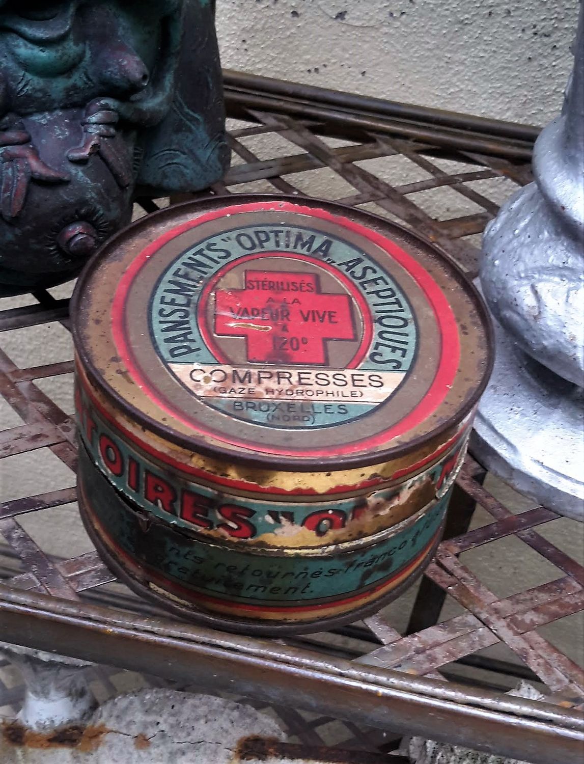 Vintage blik Pansements Optima Compresses Vintage blik Pansements Optima Compresses