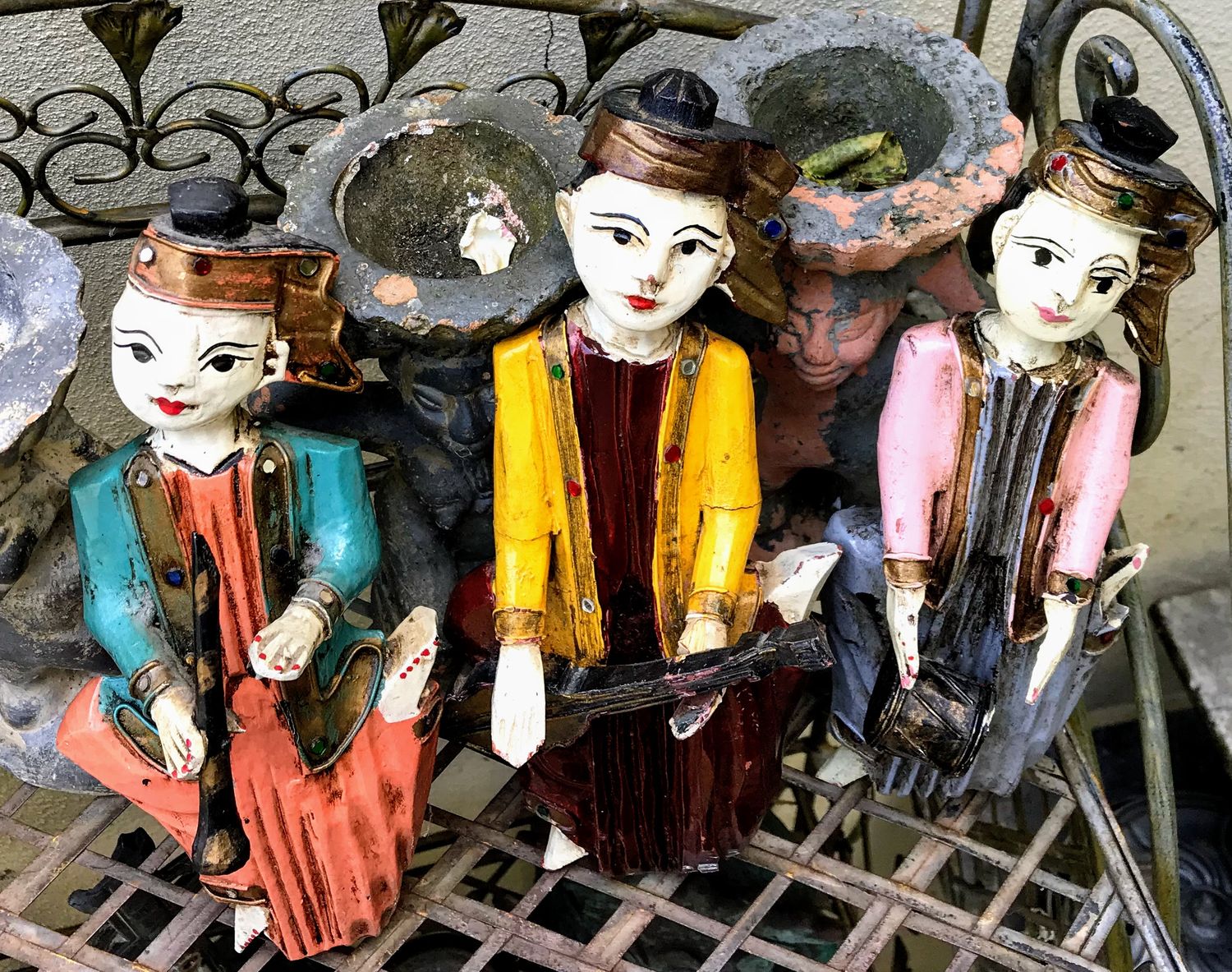 Prachtige set van 3 Prachtige set van 3 "Temple Musicians Dolls" uit Myanmar (Birma)