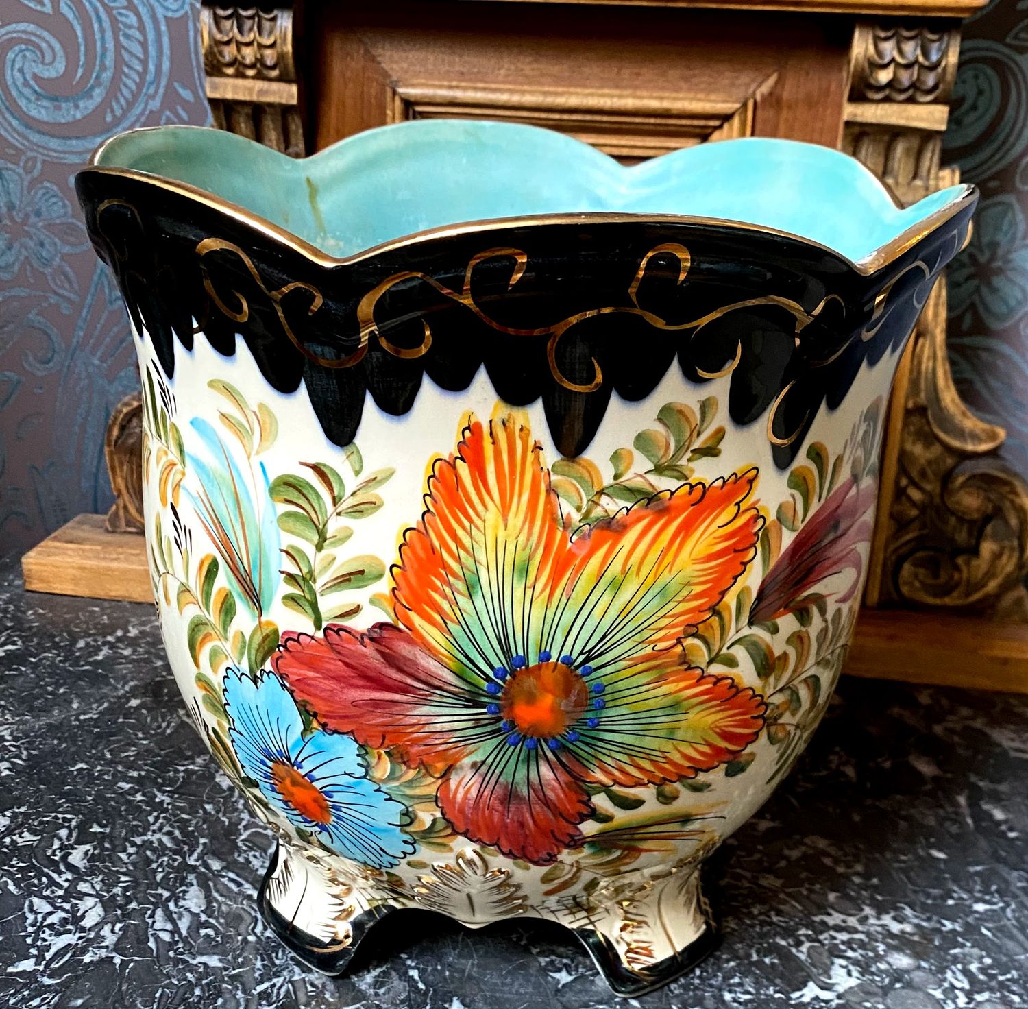 Prachtige H. Bequet Cache pot in keramiek met florale motieven