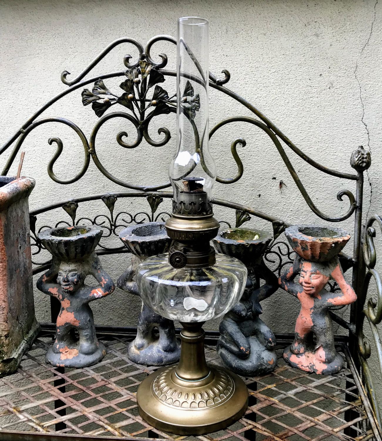 Prachtige Staande Belgische olielamp Lempereur & Bernard Prachtige Staande Belgische olielamp Lempereur & Bernard