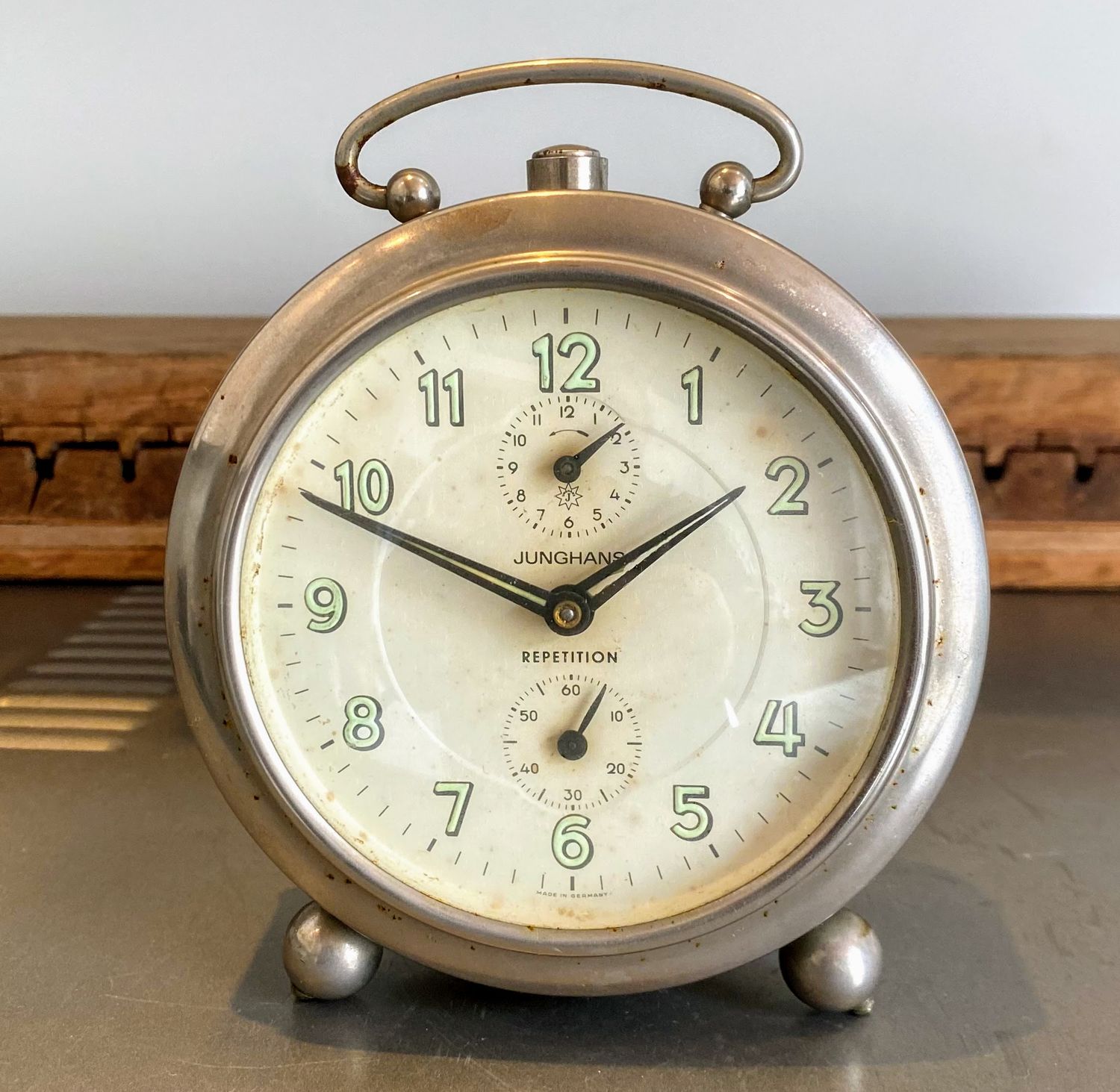 Vintage verchroomde Duitse Wekker Junghans Repetition jaren 50