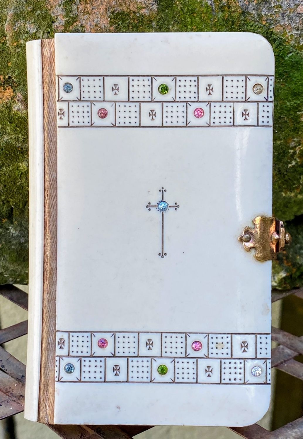 Antiek gebedenboekje met verharde kaft en slotje - Hosanna - 1909