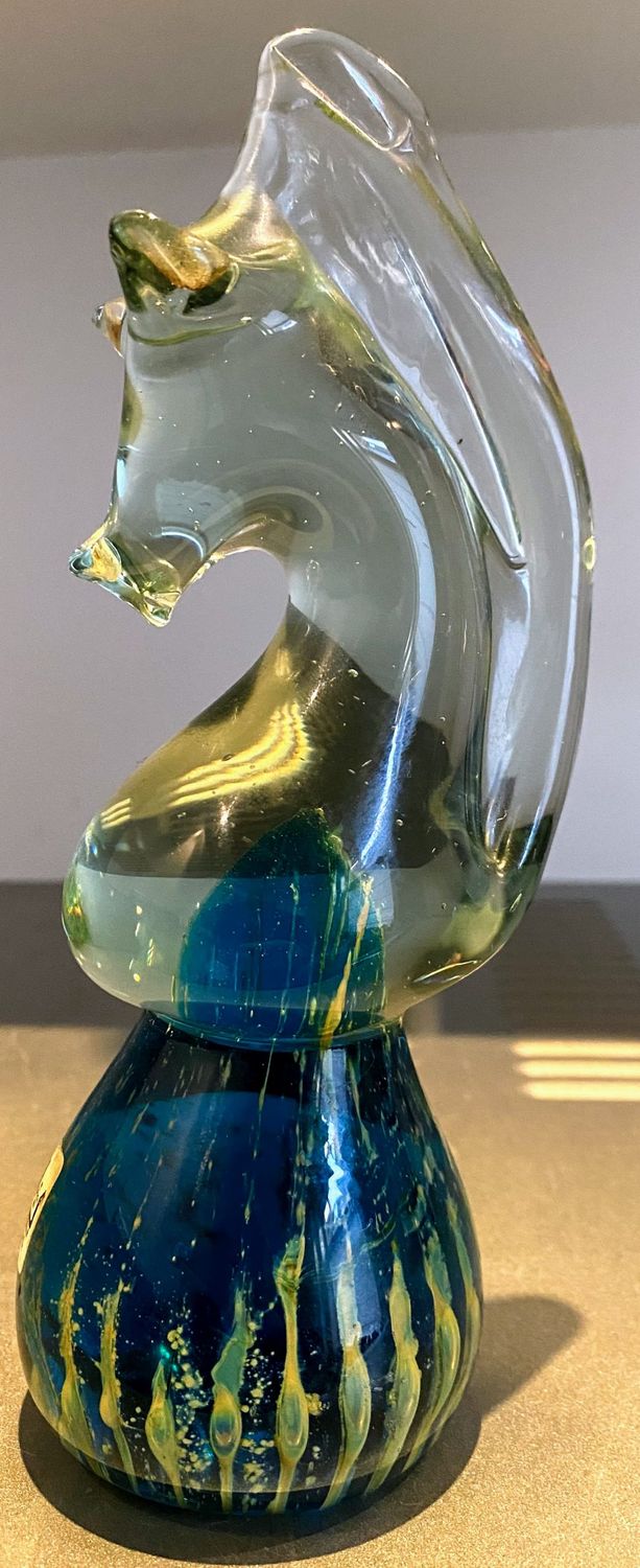 Prachtig Vintage Mdina glazen zeepaardje - geel blauw gemerkt