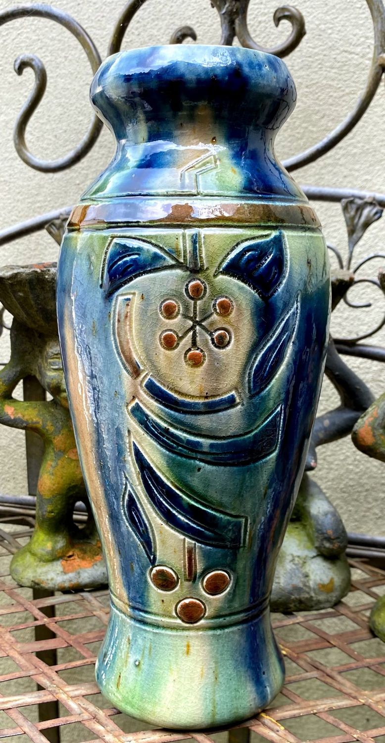 Stijlvolle vaas Art Nouveau Vlaams aardewerk