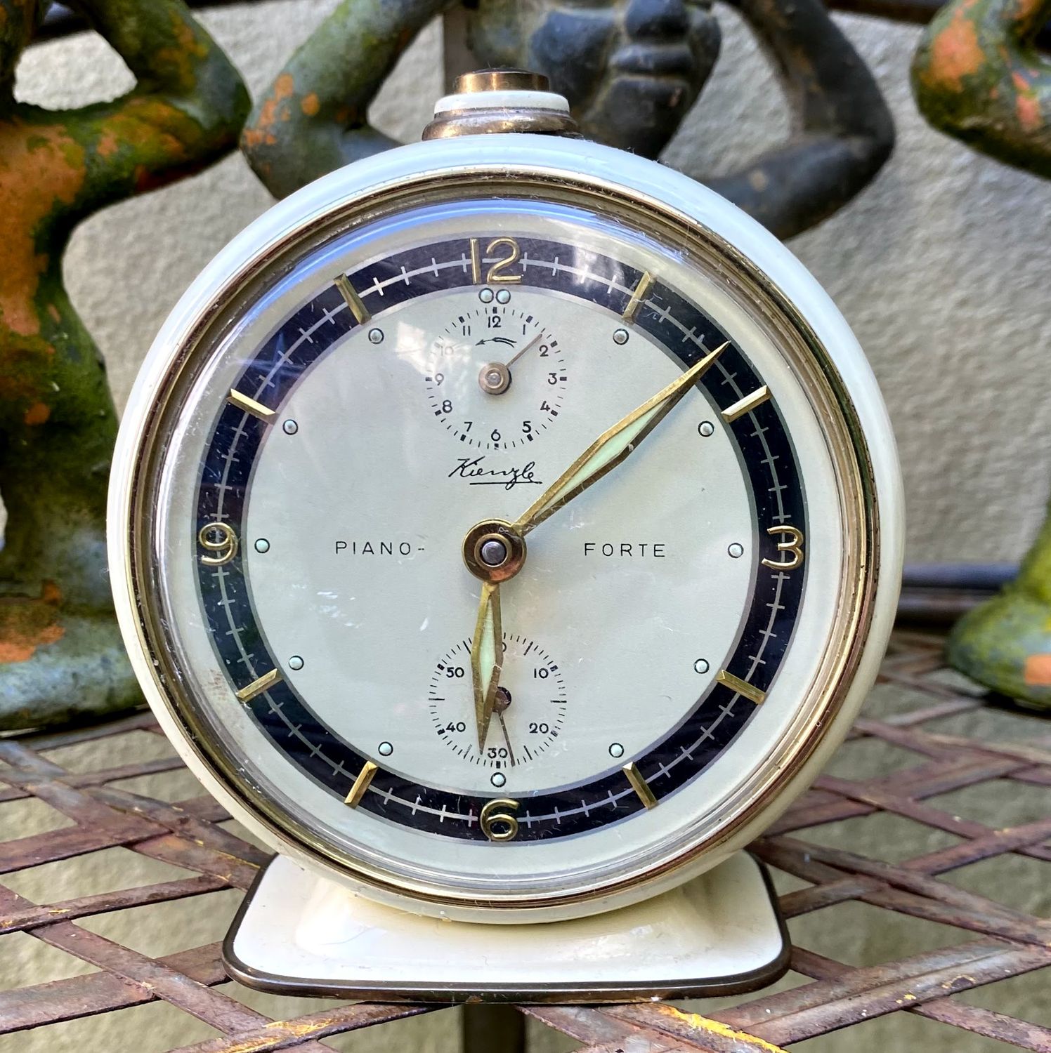 Vintage Kienzle Piano Forte wekker in Art deco stijl Jaren 1940