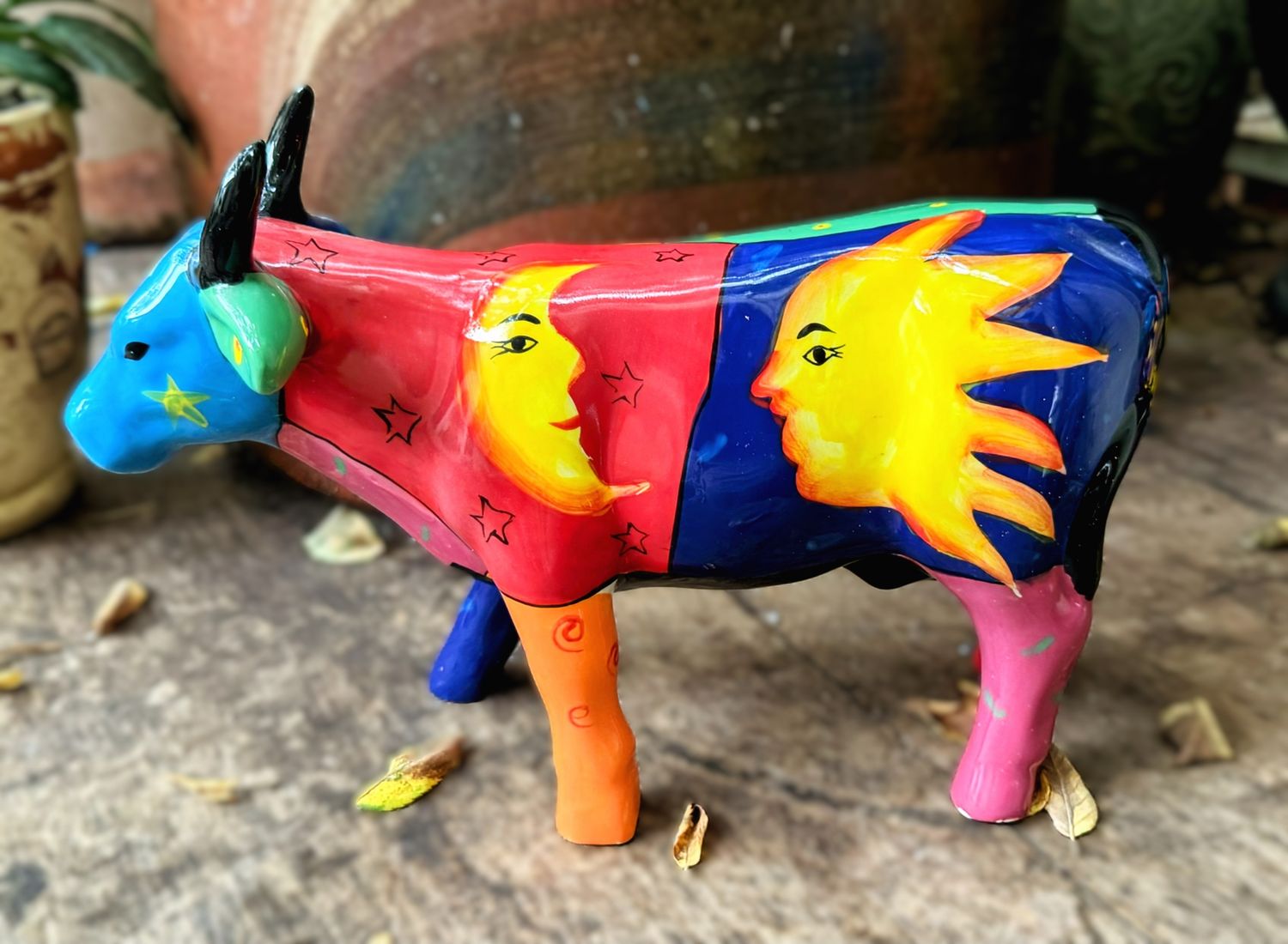 Keramische Kosmische Stier met sterren en maansikkels – geïnspireerd door Joan Miró, ca. 1980