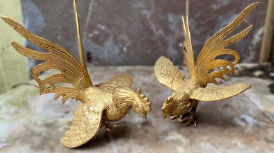 Vintage verguld messing vechtende hanenpaar – ca. 1960–1970