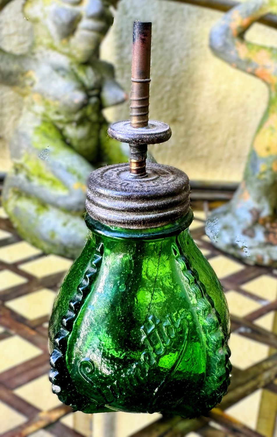 ​Lichtgroen Lumetta olielampje – Duitsland ca. 1880