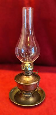 Vintage jaren 1960 miniatuur koperen olielamp Cadeau 3 Suisses, HONG KONG jaren 60