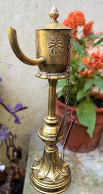 Zeldzame antieke ornamentale messing " snotneus" tafelolielamp - 19e eeuw