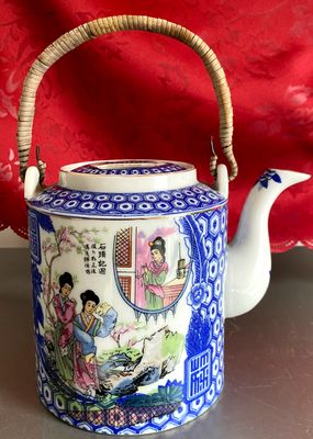 Chinese vintage Famille rose porseleinen theepot met poëzie en schoonheden
