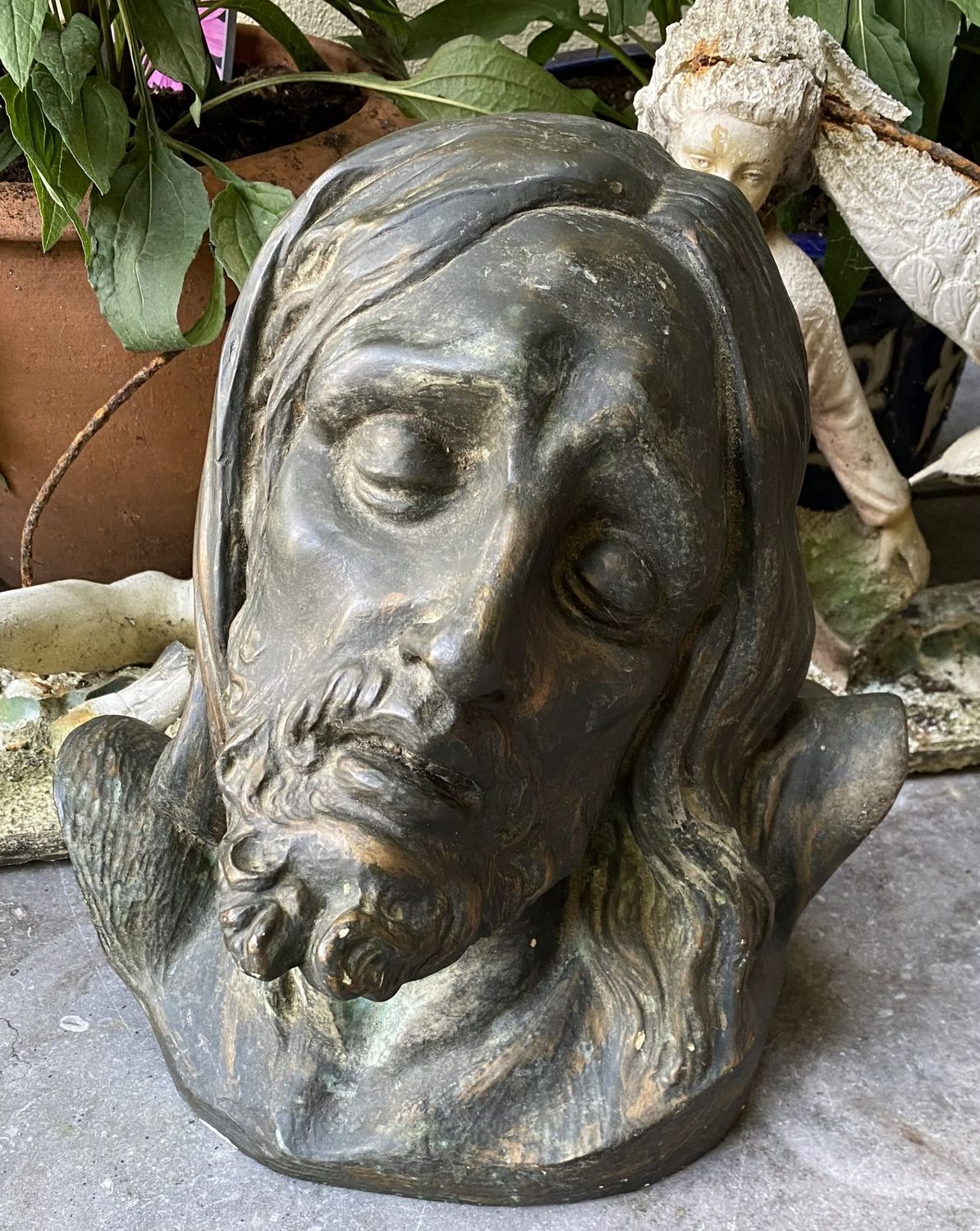 Buste van Lijdende Christus in Bronspatine – Gesigneerde E. Siroux , ca. eerste helft 20e eeuw