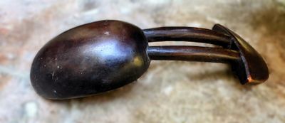 Etnografische Afrikaanse lepel met dubbele Bantu-steel – ca. 20ste eeuw