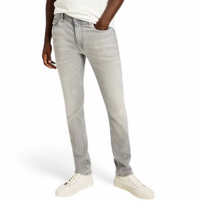 ​TOMMY HILFIGER