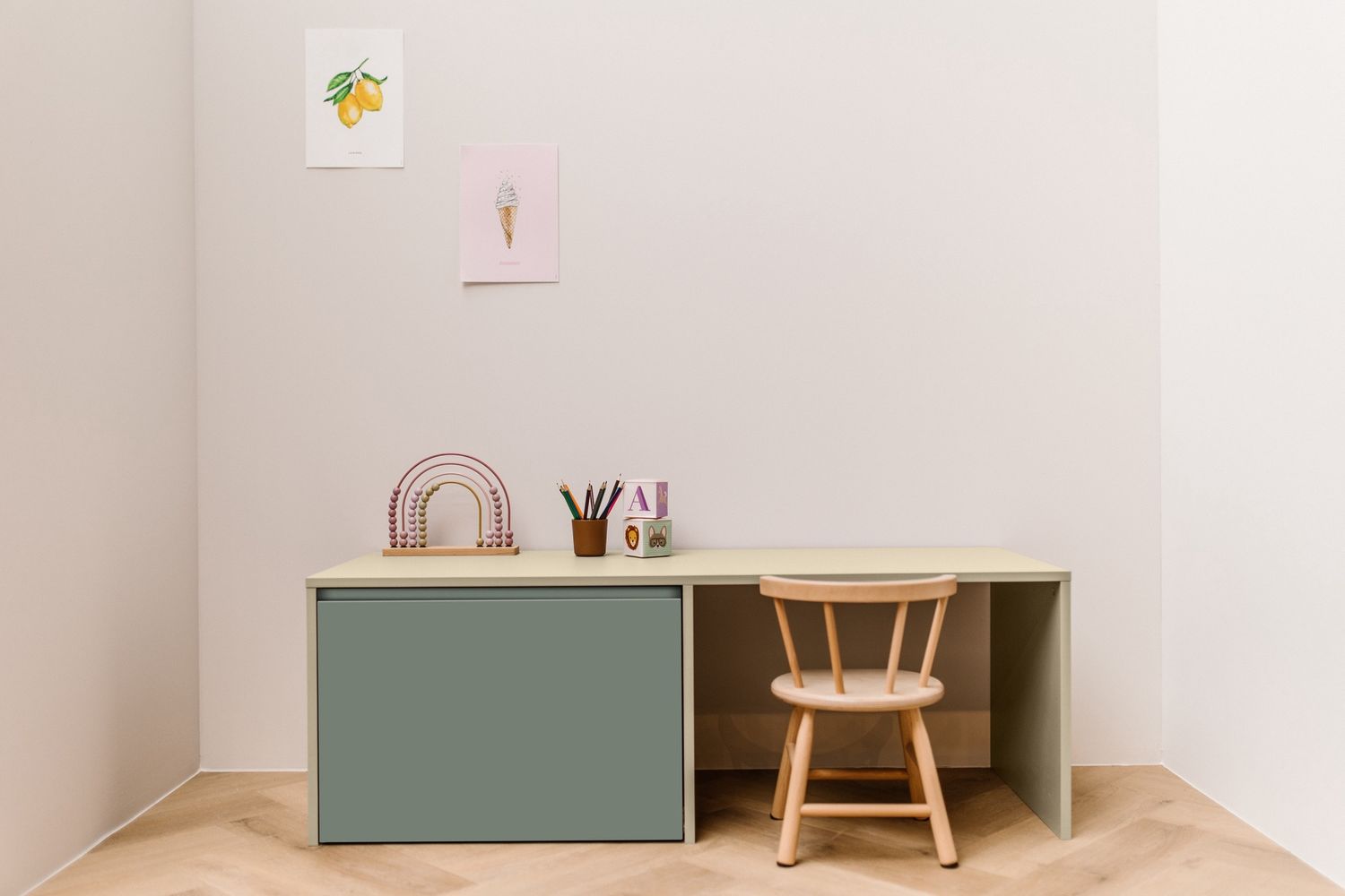 Speeltafel Eukalyptusgroen - L135 x D50 x H45