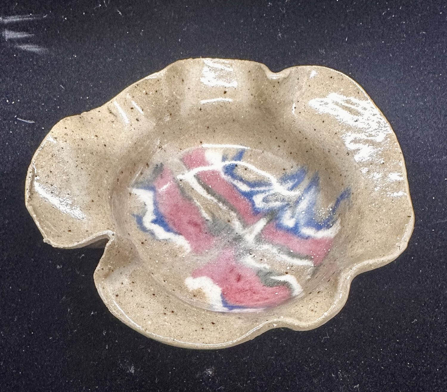 Small Nerikome Red/Blue ribbon dish