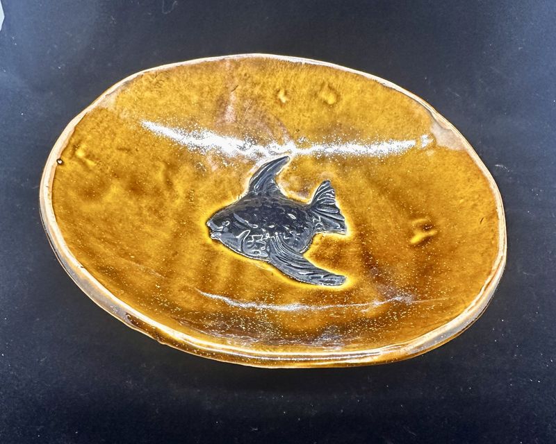 Footed Fish Dish