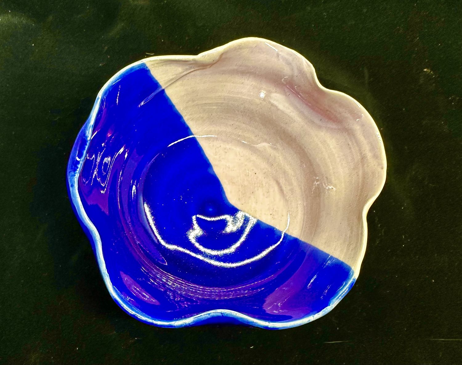 Blue/pink ribbon bowl