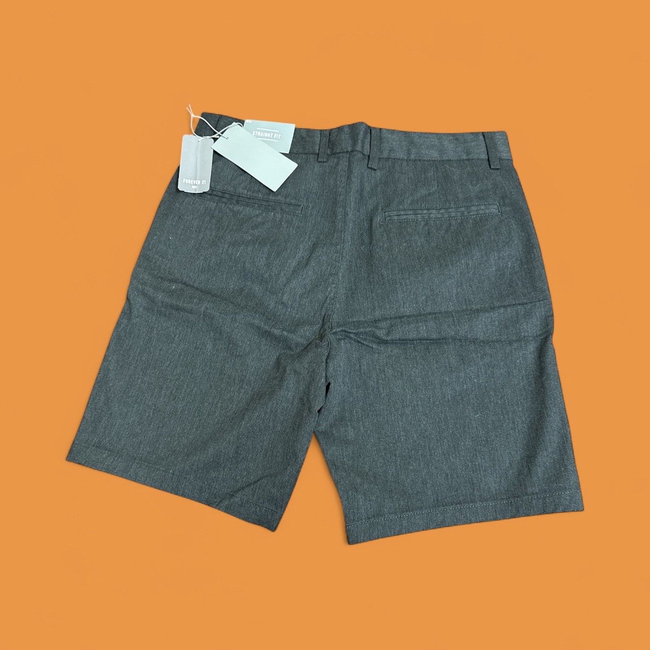 FOREVER 21 KHAKI SHORTS