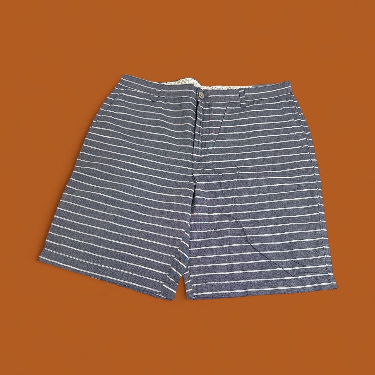 VAN HEUSEN SHORTS