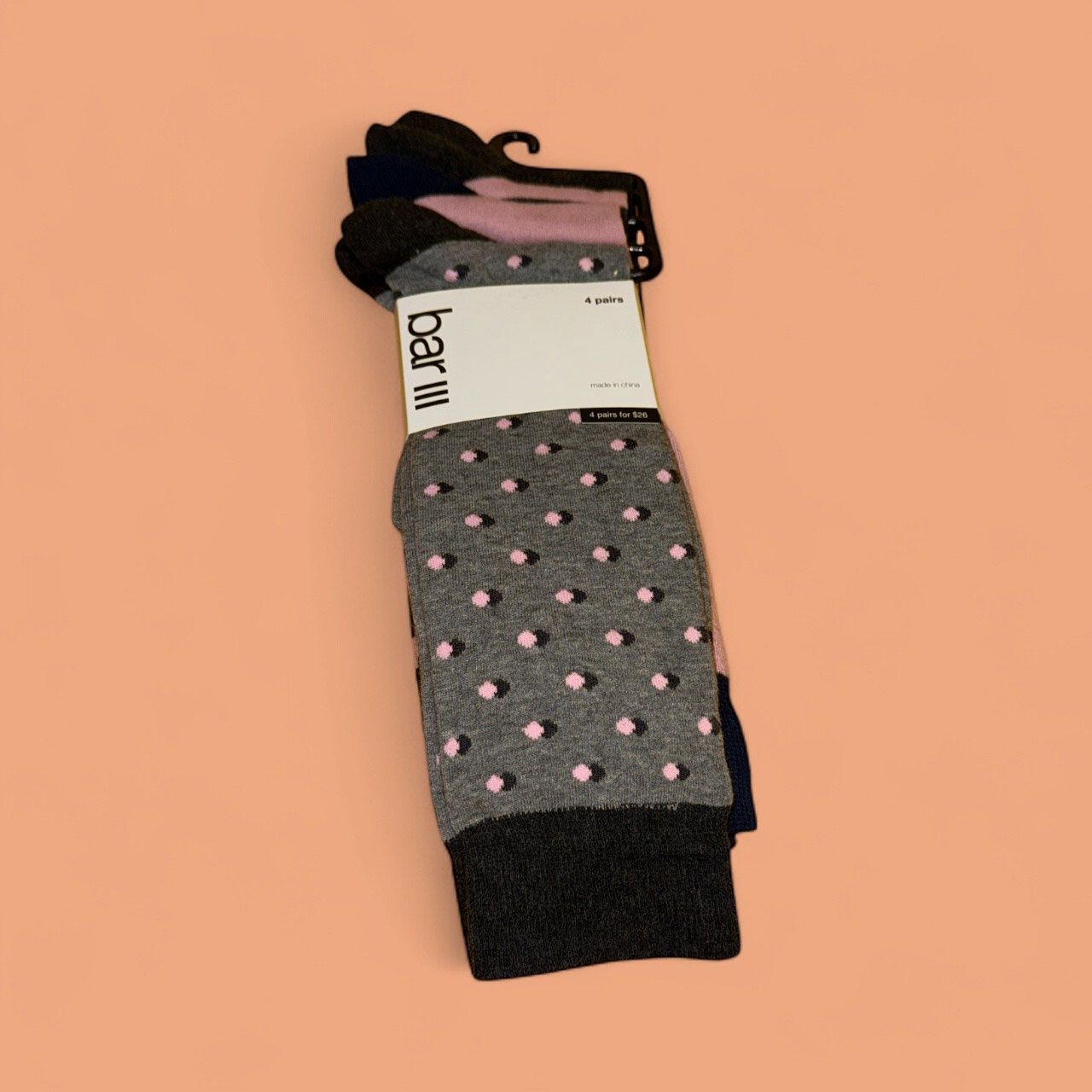 BAR III MEN&#39;S DRESS SOCKS 4 PAIRS, Colour: GRAY-PINK, SHOE SIZE: 7-10, SOCK SIZE: 10-13