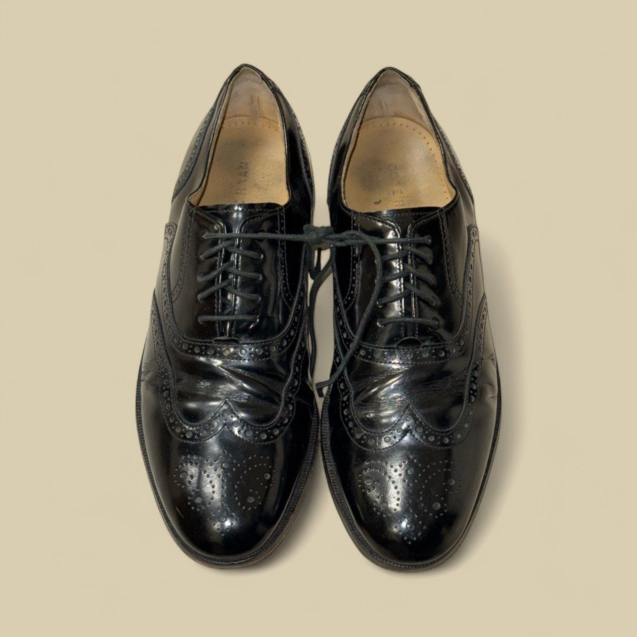 COLE HAAN DRESS SHOE USED