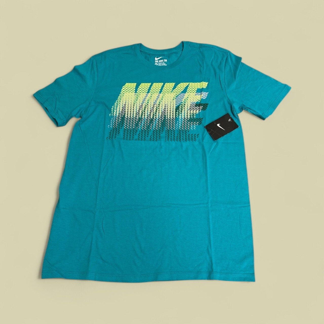 NIKE TEE