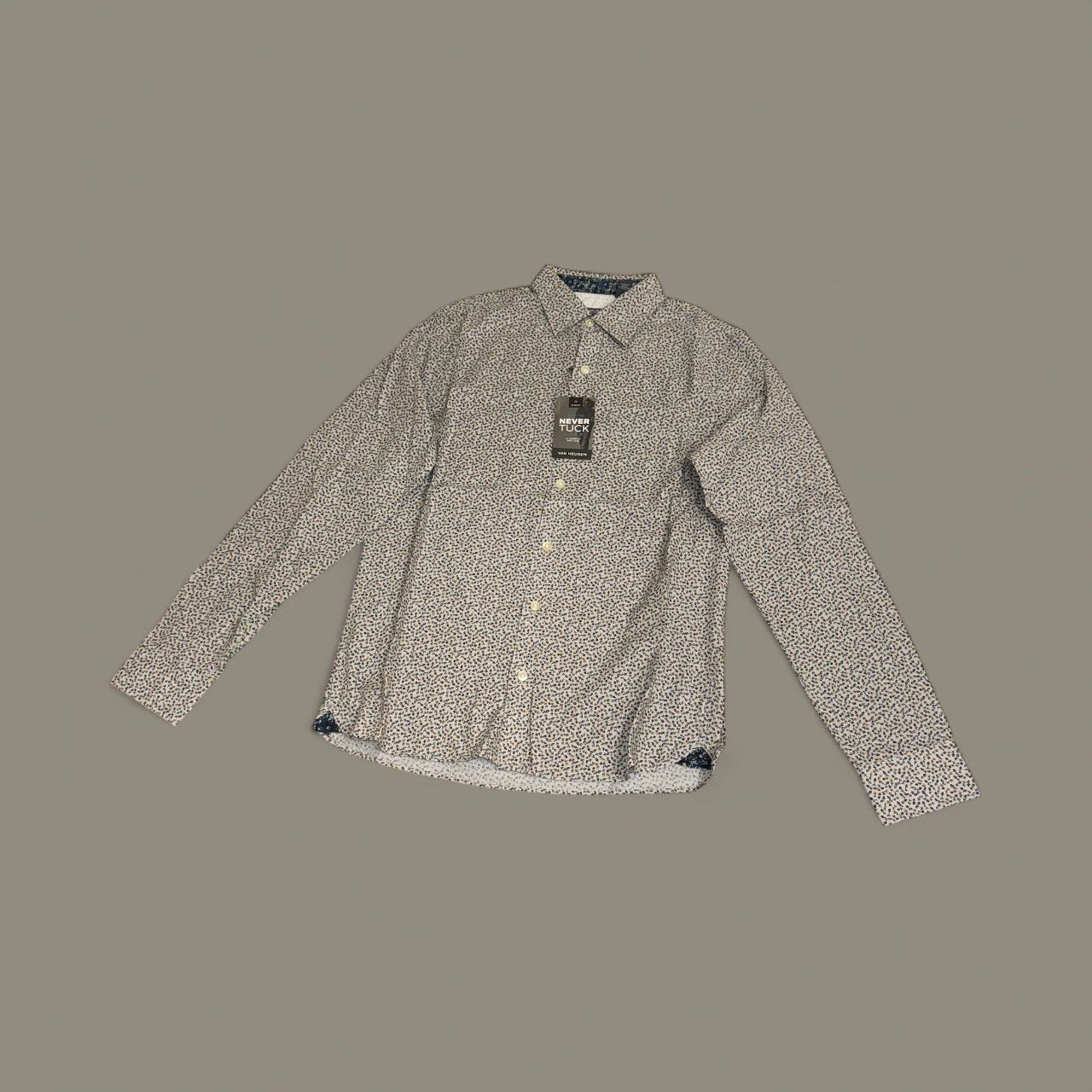 VAN HEUSEN NO TUCK LONG SLEEVE