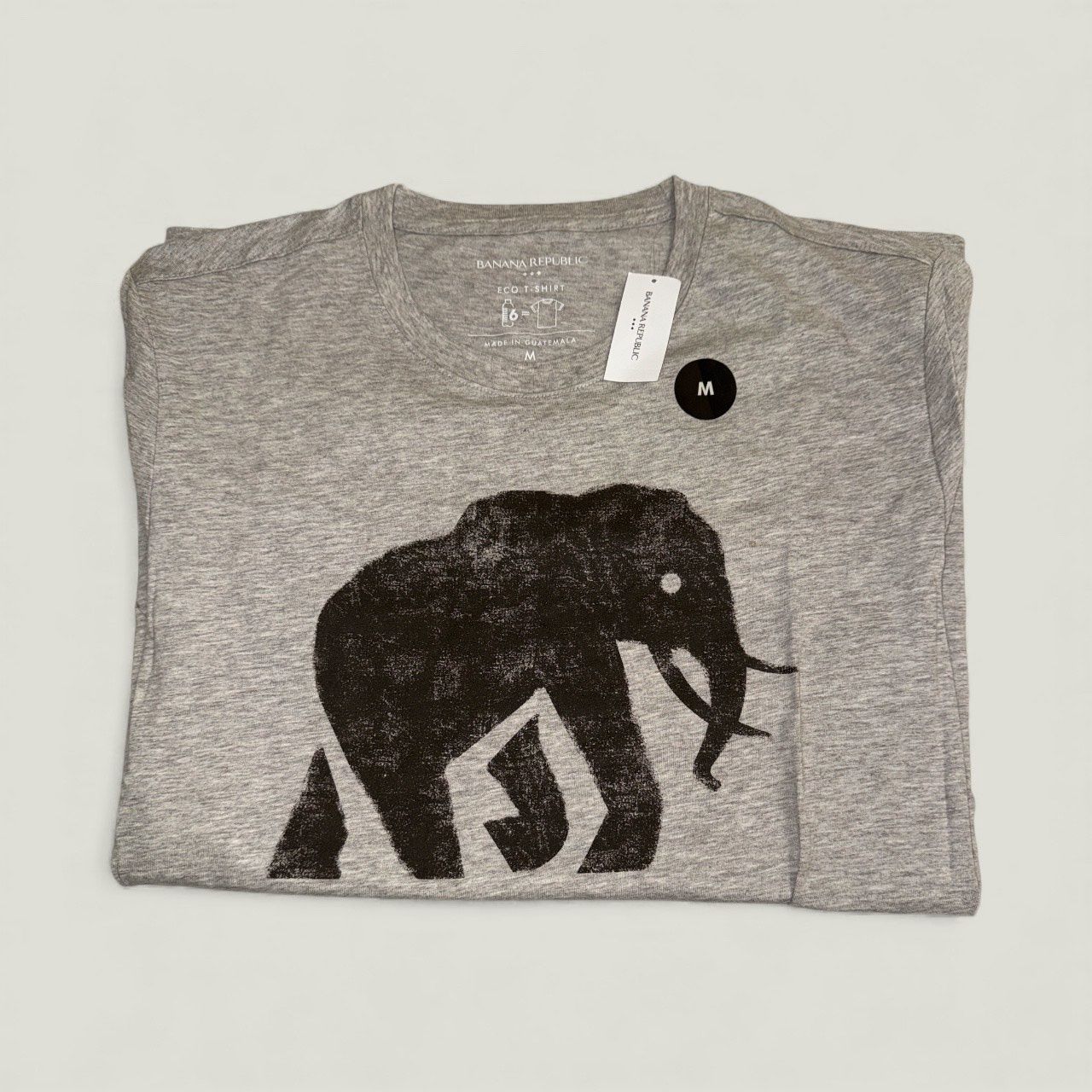 BANANA REPUBLIC MEN'S GRAPHIC TEES