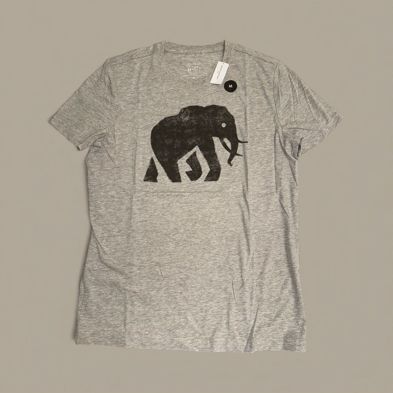 BANANA REPUBLIC MEN'S GRAPHIC TEES