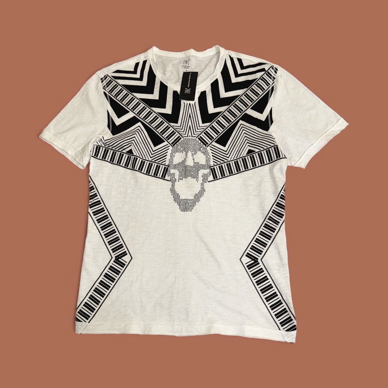 I.N.C. ABSTRACT TRIBAL SKULL T-SHIRT, Colour: WHITE-BLACK, Size: S