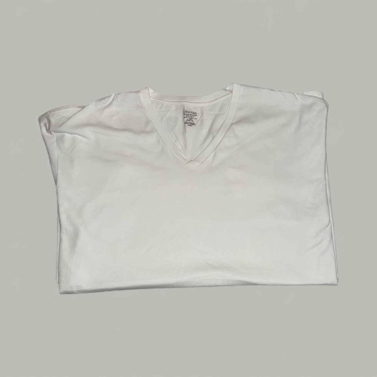 CALVIN KLEIN V-NECK WHITE TEE, Colour: WHITE, Size: S