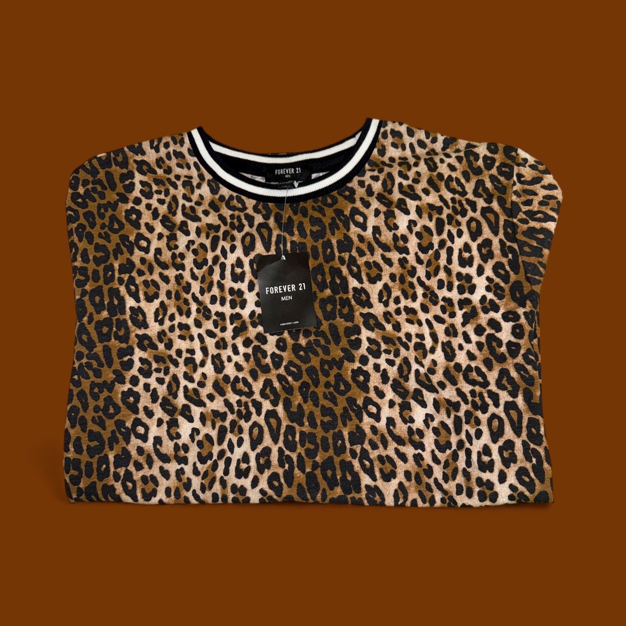 FORVER 21 BROWN- BLACK T-SHIRT