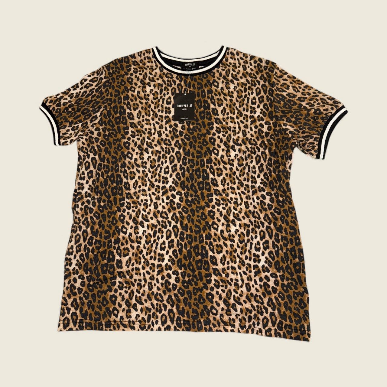 FORVER 21 BROWN- BLACK T-SHIRT, Colour: BROWN - BLACK, Size: M