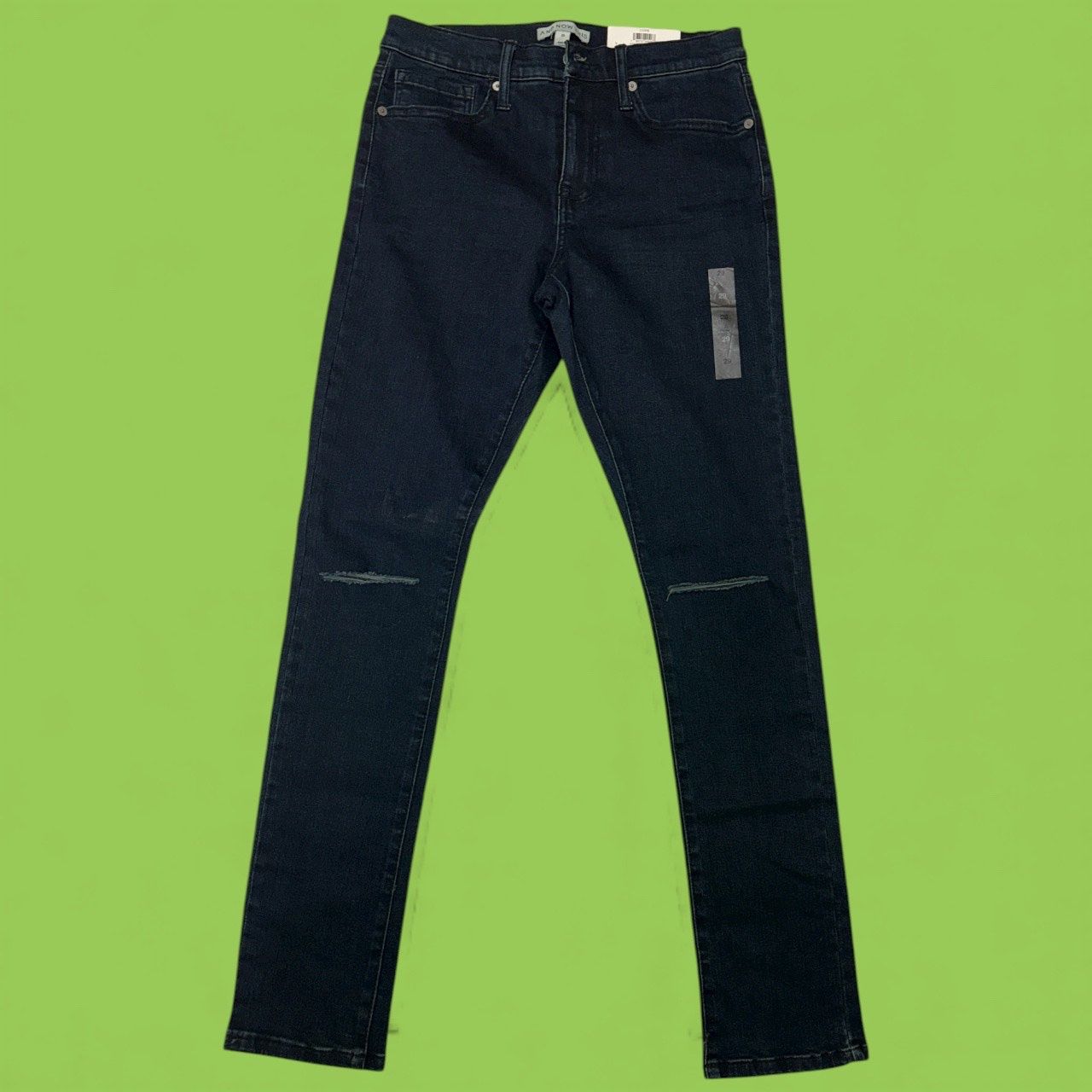 AND NOW THIS SKINNY JEANS