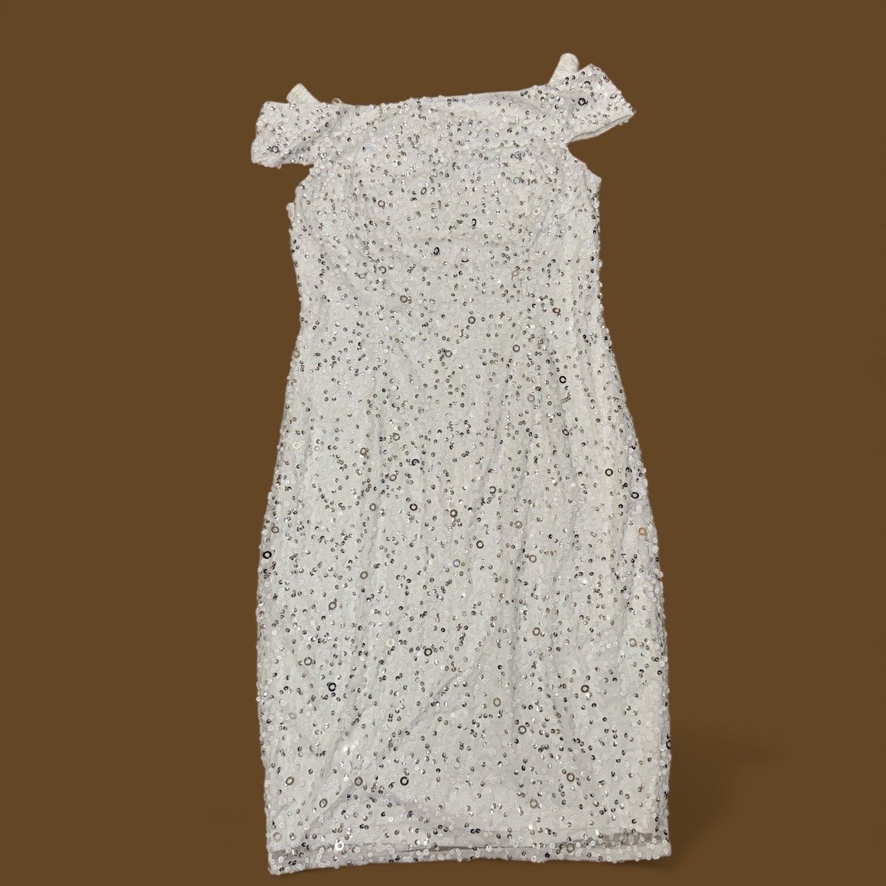 ADRIANNA PAPELL OFF SHOULDER CHRUNCHY BEAD