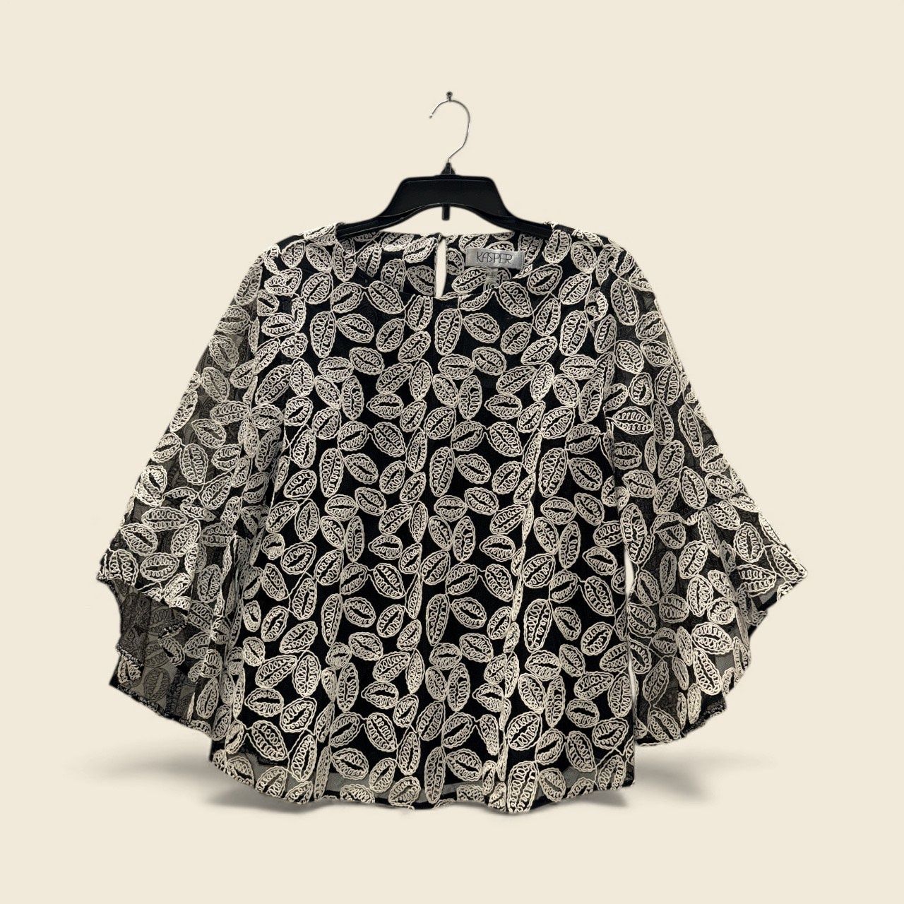 KASPER EMBROIDERED RUFFLE-SLEEVE BLOUSE