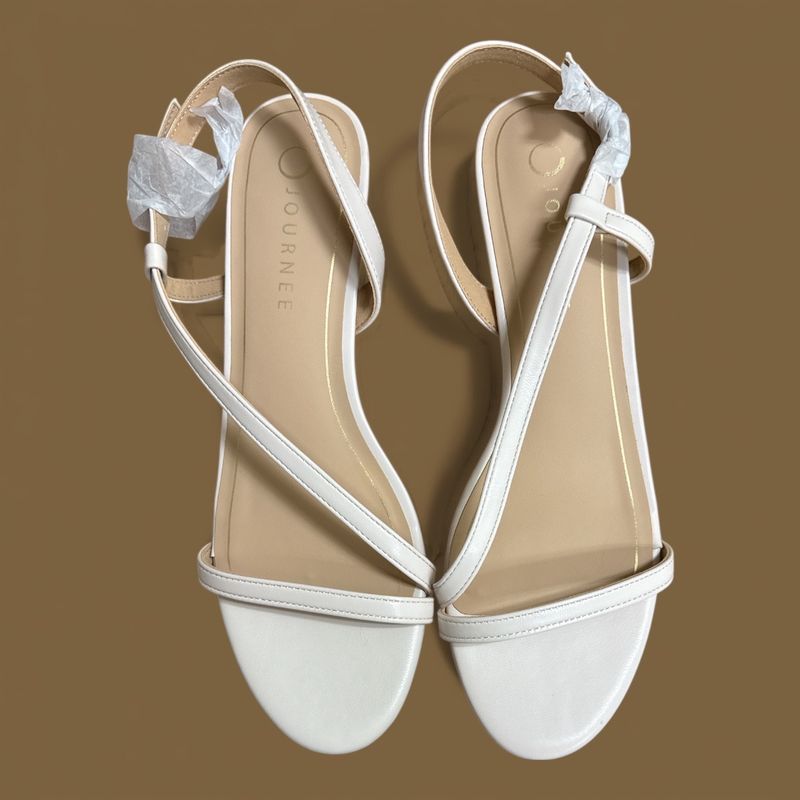 JOURNEE JEMRY CROSSOVER STRAP KITTEN HEEL SANDAL