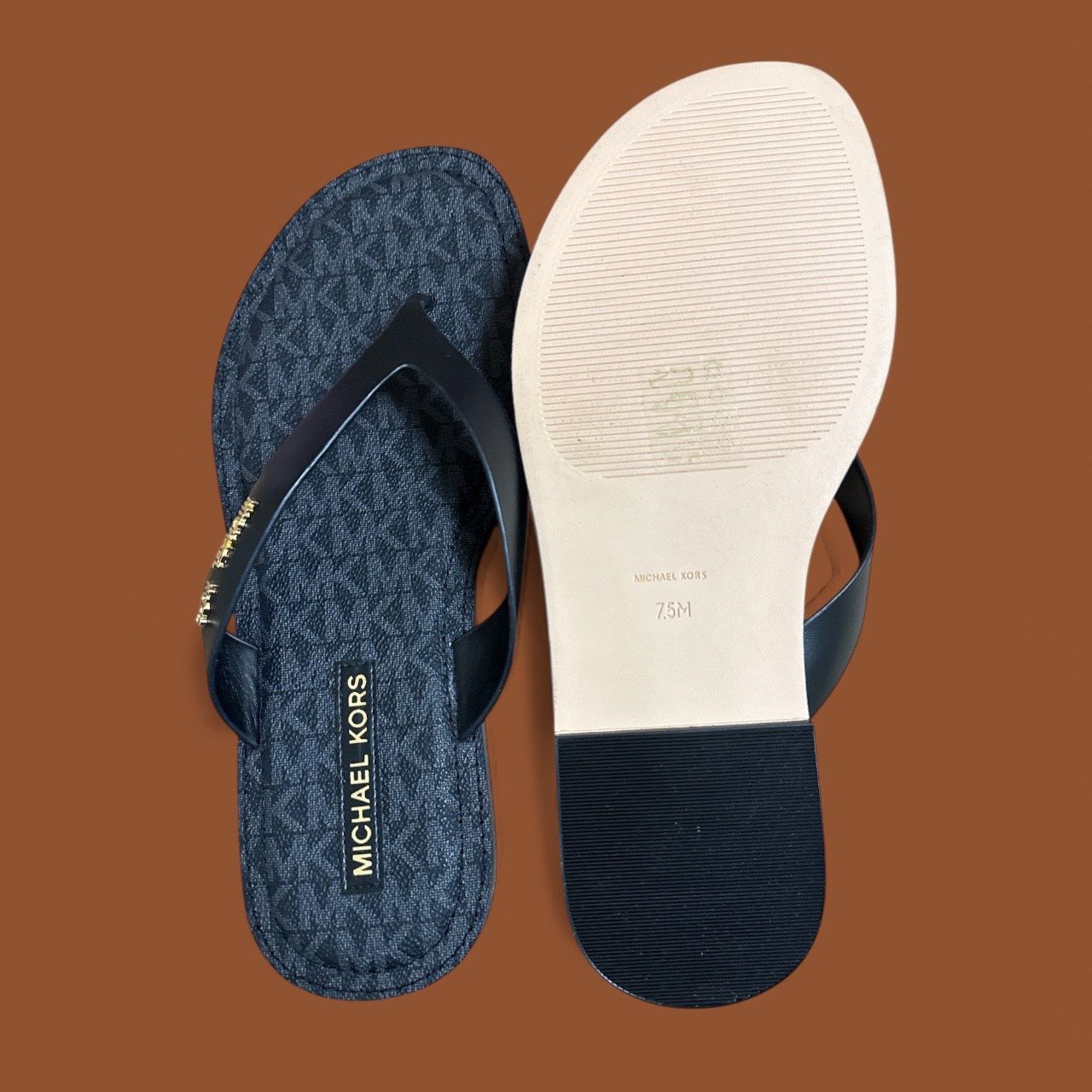 MICHAEL KORS KOKO FLAT FLIP FLOP