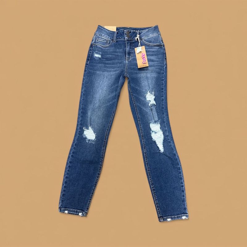 WOMEN'S JEANS