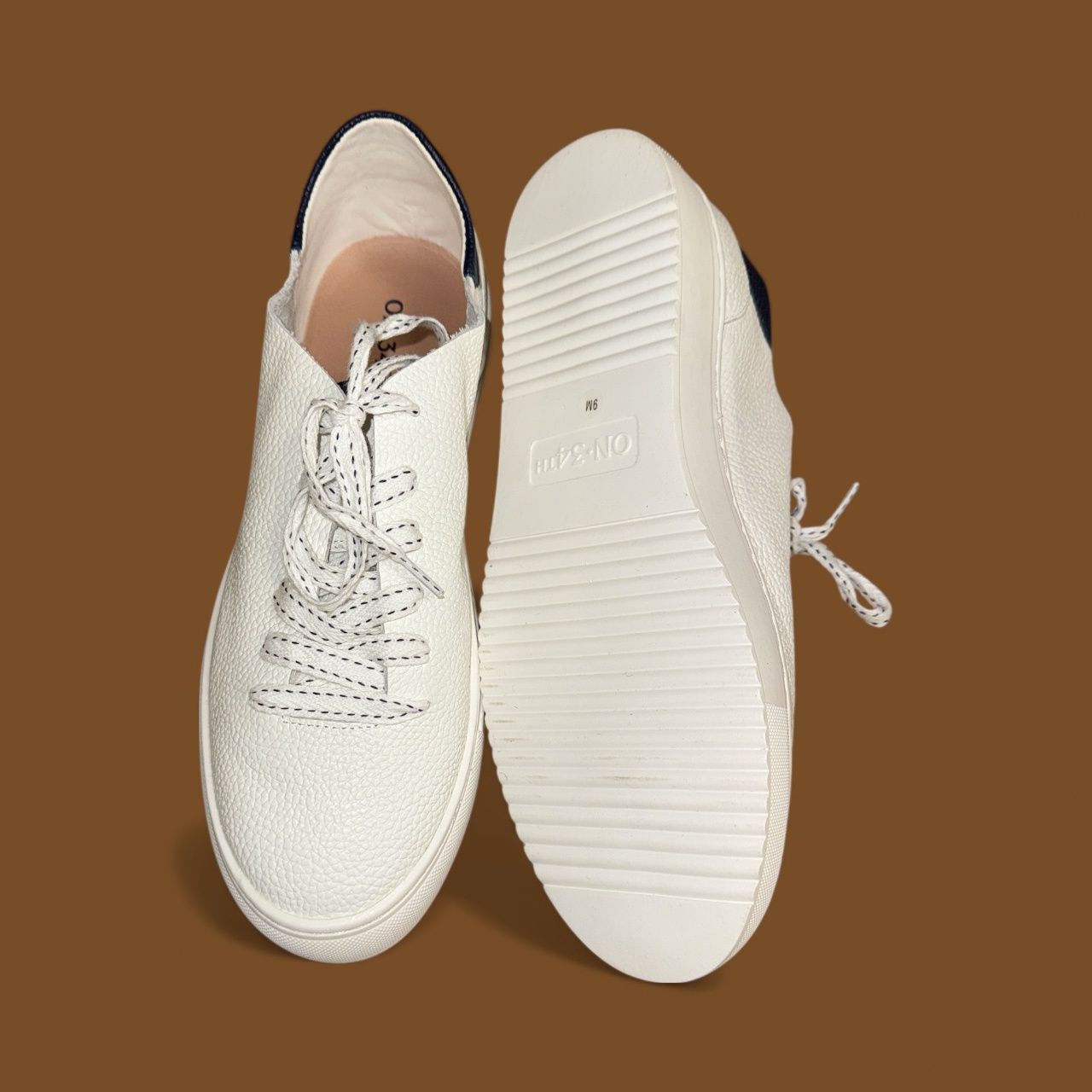 ON 34TH LADIE'S PARKSS LACEUP SNEAKER