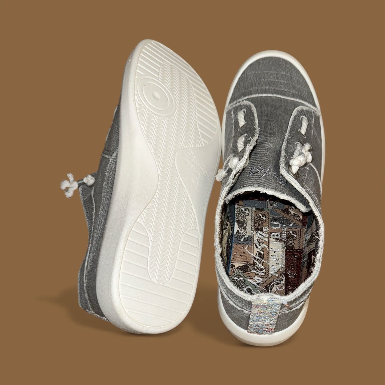 BLOWFISH MALIBU BEACHSIDE SLIP ON, Colour: GRAY, Size: 8.5 M