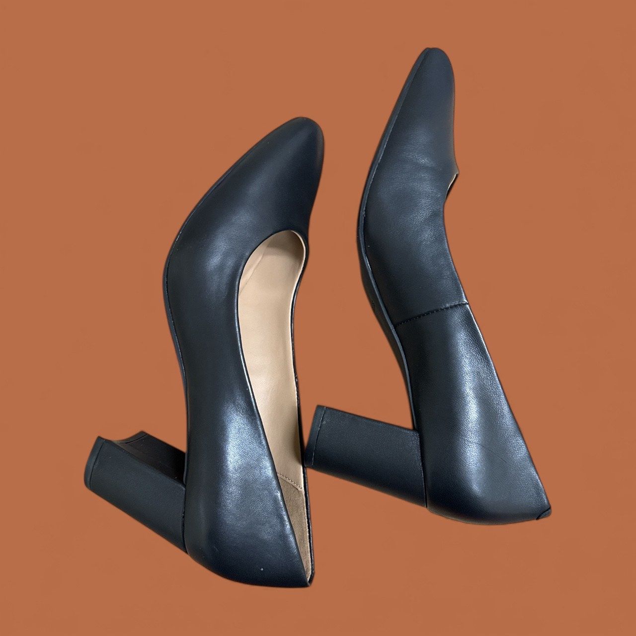 AEROSOLES BETSEY PUMPS