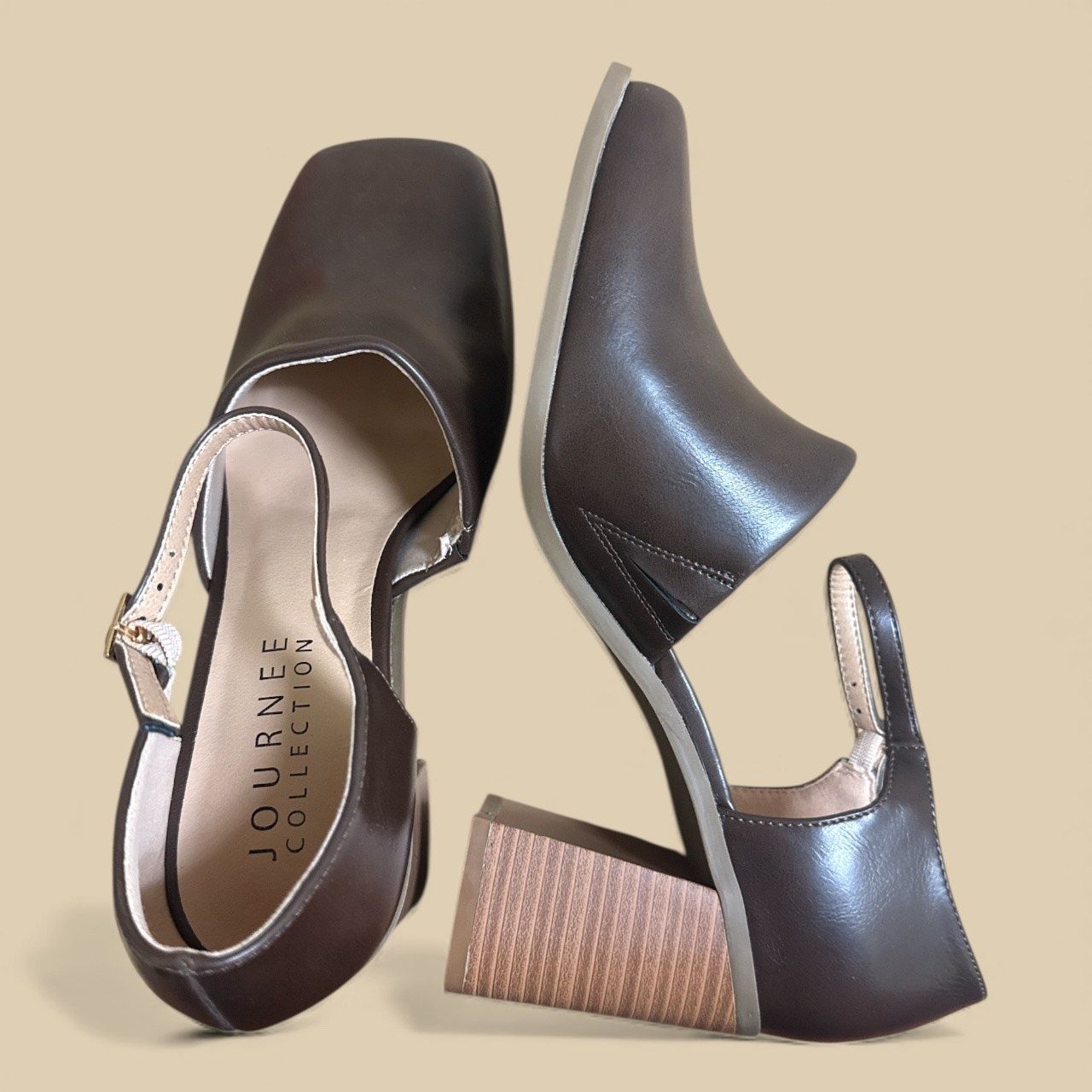 JOURNEE BOBY STACKED HEEL SQUARE TOE PUMP