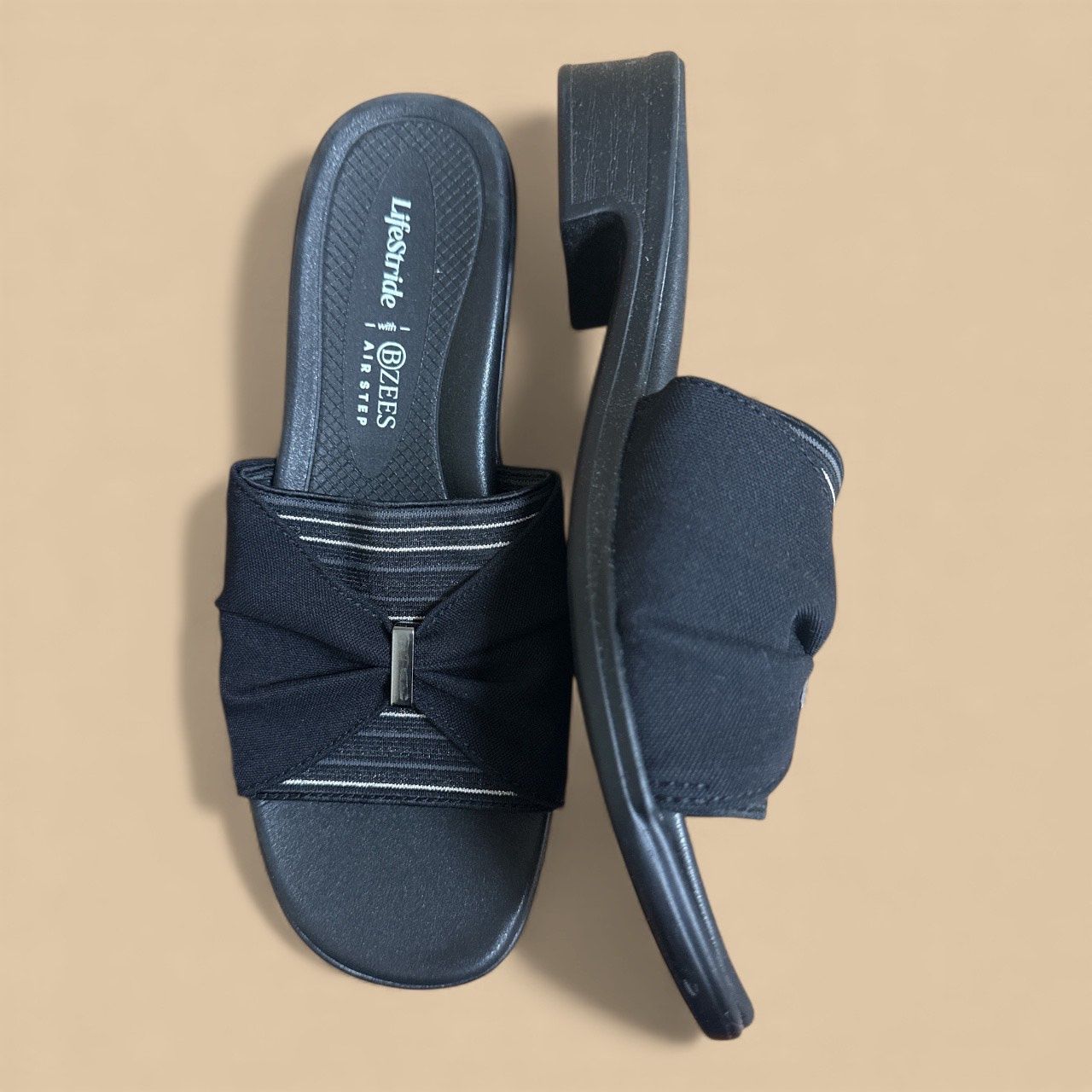 LIFESTRIDE PARADISE SLIDE IN SANDAL, Colour: BLACK, Size: 8.5