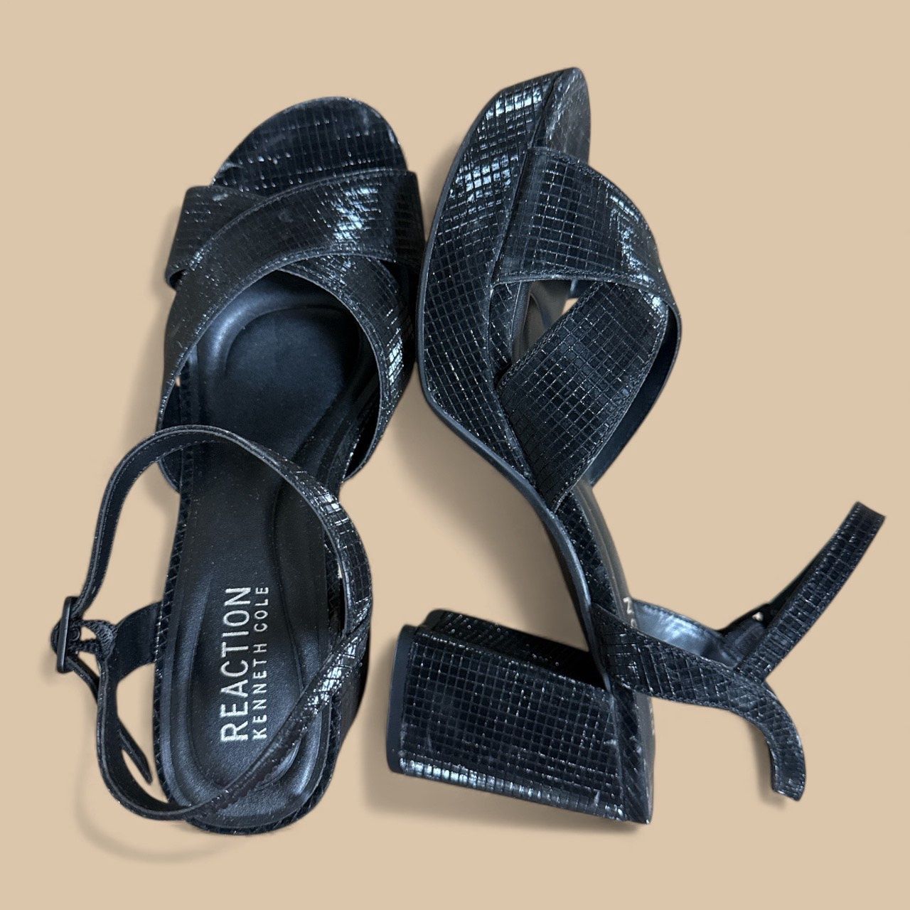 KENNETH COLE REACTION REEVA PLATFORM SANDAL