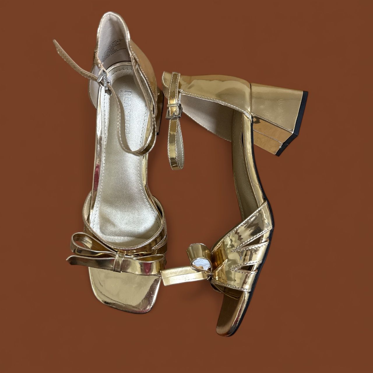 KENNETH COLE NISSY DRESS SANDAL