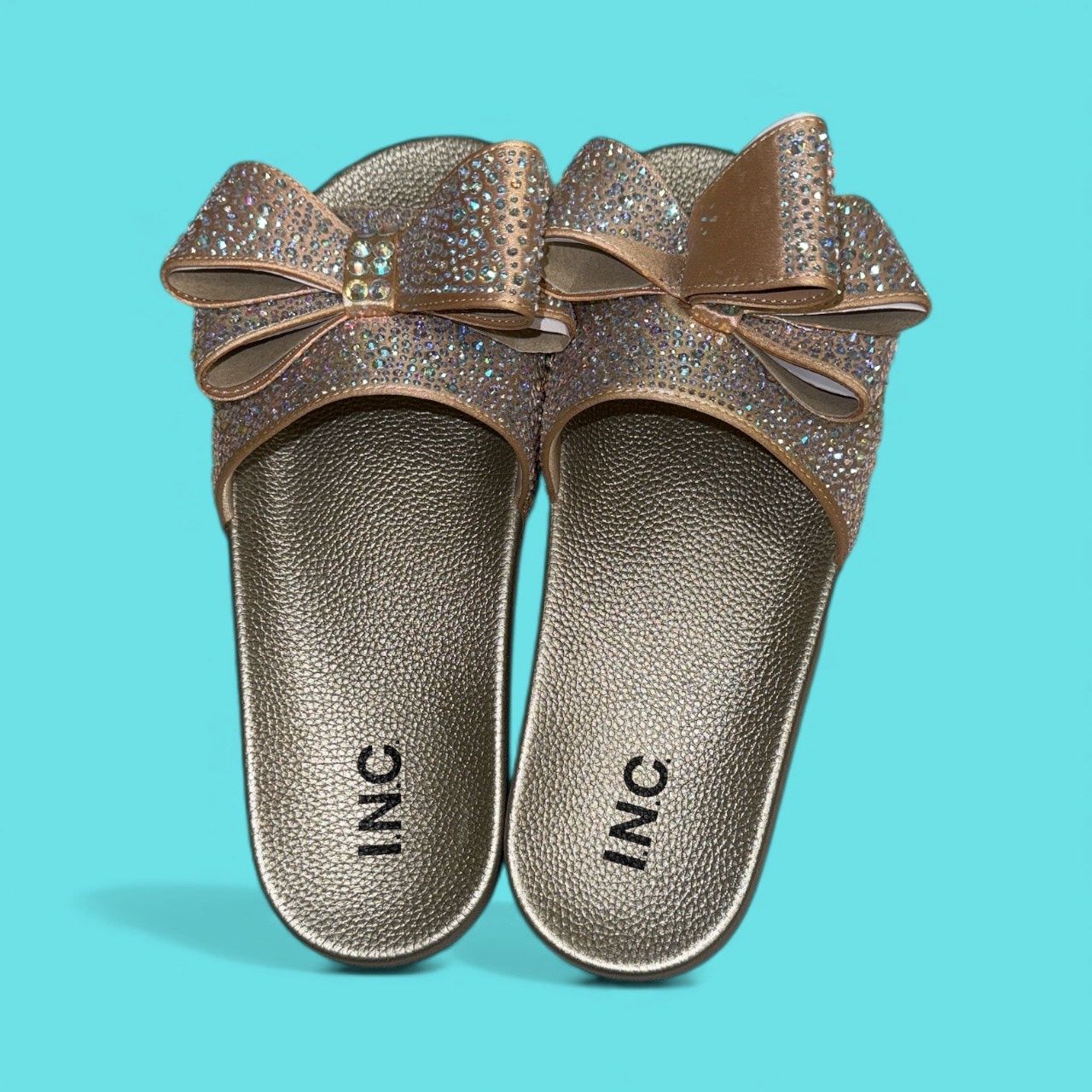 I.N.C PEYMIN POOL FLAT SLIDE