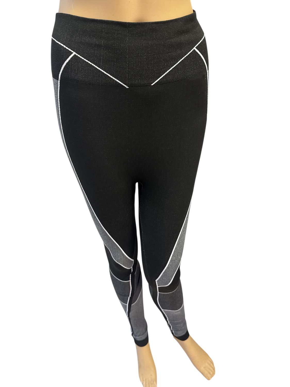 WOMEN'S ACTIVEWEAR CROPPED TOP AND LEGGING 2 PCS